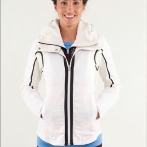 Lululemon Bundle Up Jacket